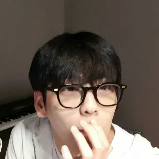 Sticker あ — soobin 𖤐〃🎬 - 10