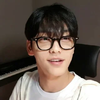 Sticker あ — soobin 𖤐〃🎬 - 7