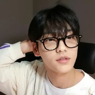 Sticker あ — soobin 𖤐〃🎬 - 8