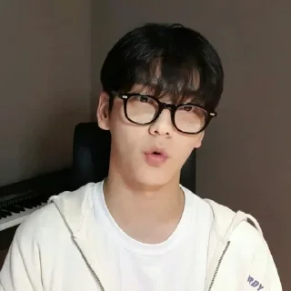 Sticker あ — soobin 𖤐〃🎬 - 2