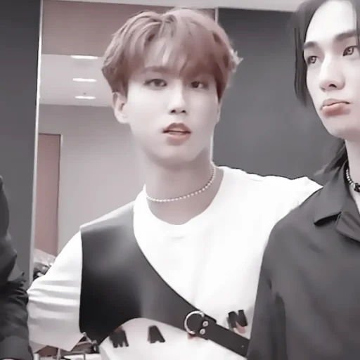 Стикер #𝐯𝐥𝐨𝐠: han ;: by @paradismaudit - 1