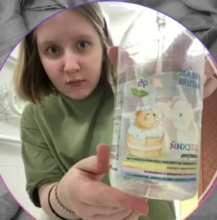 Sticker Пять шесть шлюхи дома есть - 3