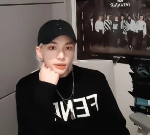 ксиша. @thxis - Человек