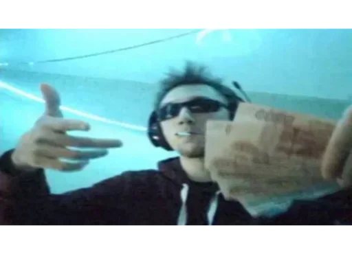 Sticker wJadLOAROIVNdPeuw_by_stickers_stealer_bot - 1