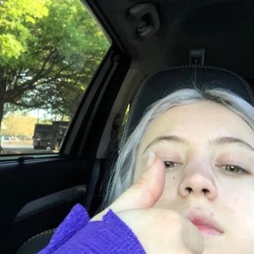 Стикер от бабки вики - 10