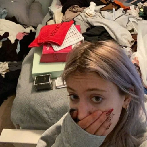 Стикер от бабки вики - 2