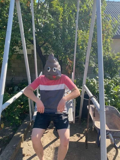 на открытом воздухе дерево одежда