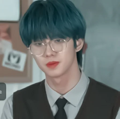 Sticker ❀ win ❀ [@helpik_lisonki] - 9