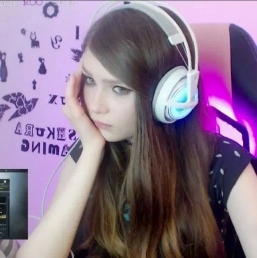 наушники человеческое лицо Человек