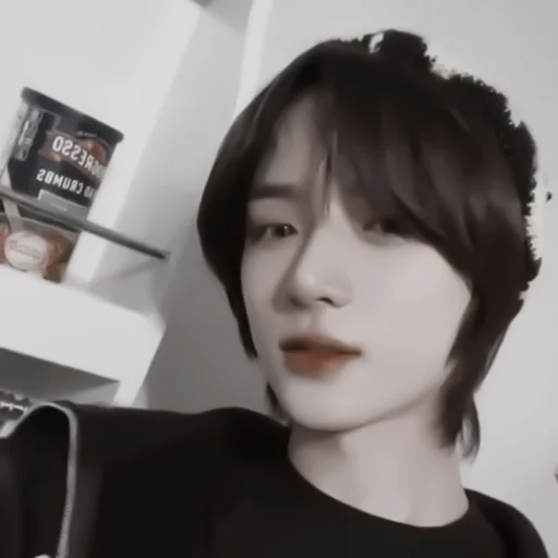 :; 𝖻𝖾𝗈𝗆𝗀𝗒𝗎 @xiroe - 