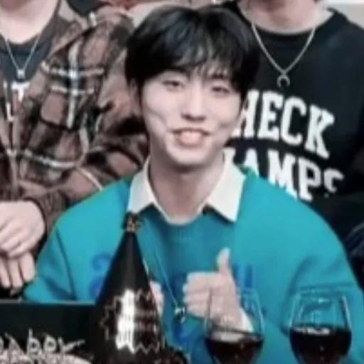 Sticker 🎸¦¦ ° 𝖝𝖉𝖎𝖓𝖆𝖗𝖞 𝖍𝖊𝖗𝖔𝖊𝖘 ° ¦¦🎸 - 2