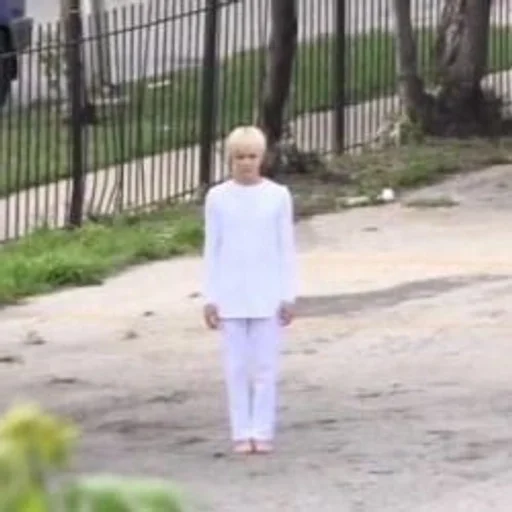 на открытом воздухе одежда земля