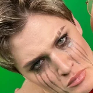 Стикер 👽 - 3