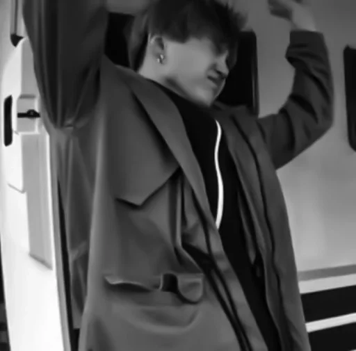 Стикер чб юнги @helpjeyy :: @fStikBot - 8