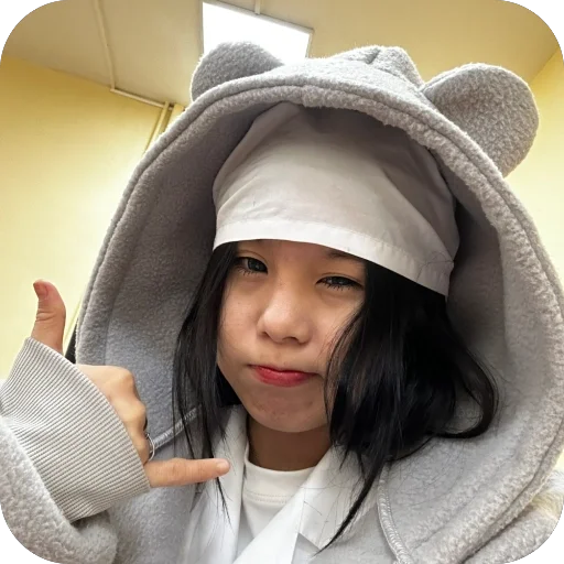 Sticker yQSnWXDgeivQ_by_stqr_bot - 1