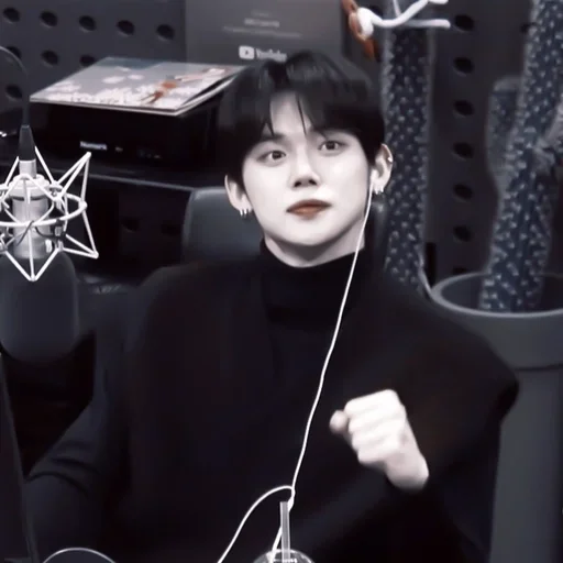 Sticker ༘*ೃ 𝑦𝑒𝑜𝑛𝑗𝑢𝑛.༘*ೃ |@help_fr_rau - 11