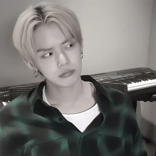 Sticker ༘*ೃ 𝑦𝑒𝑜𝑛𝑗𝑢𝑛.༘*ೃ |@help_fr_rau - 5