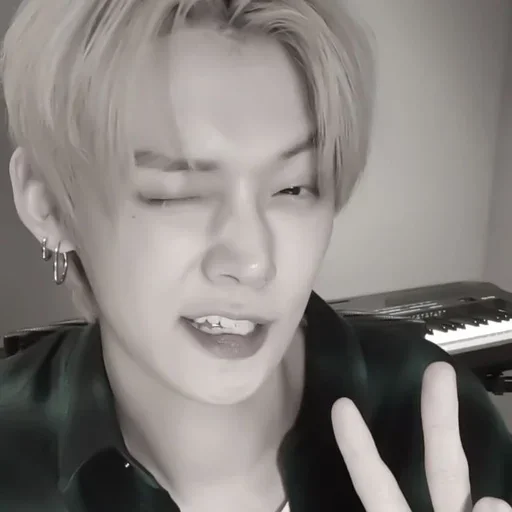 Sticker ༘*ೃ 𝑦𝑒𝑜𝑛𝑗𝑢𝑛.༘*ೃ |@help_fr_rau - 1