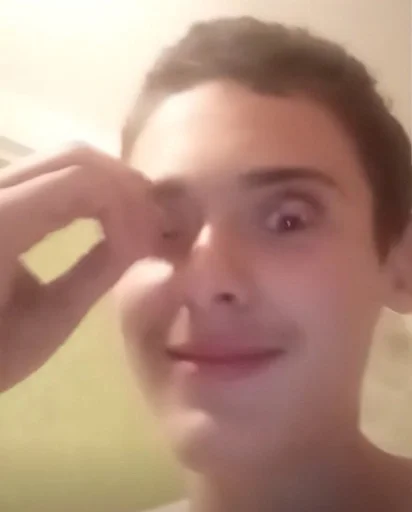 Стикер Ярик легенда :: @fStikBot - 9