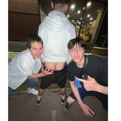 Стикер yebannnnnnnn - 1