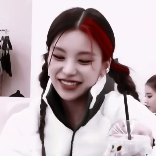 Стикер ♡‌ ࣪›は :: yeji :: { @helpik_lisonki } - 6