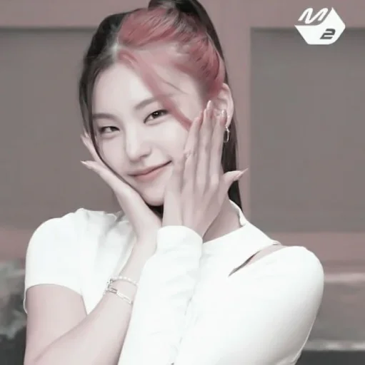 Sticker ₊°⿻ 🩰• °𝗒𝖾𝗃𝗂𝖻𝗒 @help_jennsoo - 7