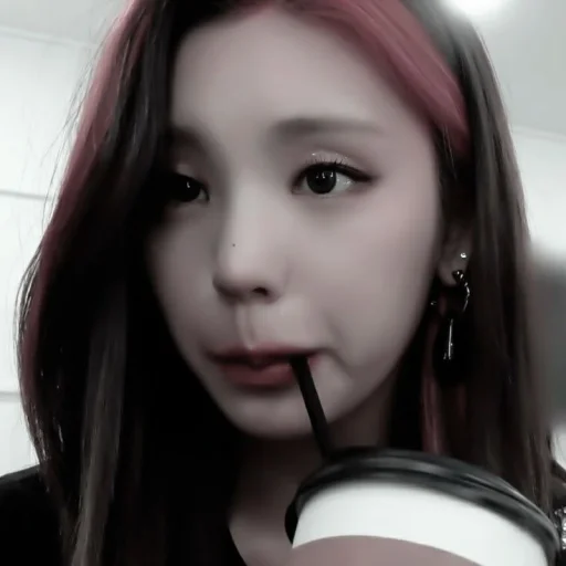 Sticker ₊°⿻ 🩰• °𝗒𝖾𝗃𝗂𝖻𝗒 @help_jennsoo - 1