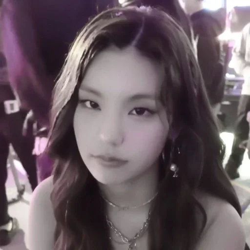 Sticker (🦢)) yeji @lilacstckrs - 10