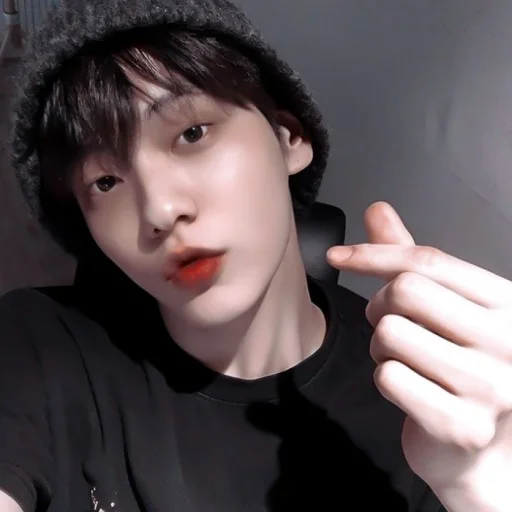 #yeonbin meme «🫐 by @lumicore_present - human face