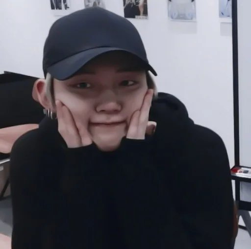 Sticker 𝘵𝘹𝘵 — 𝘺𝘦𝘰𝘯𝘫𝘶𝘯; #𝘮𝘰𝘰𝘥 𝘣𝘺 @kookluvv - 7