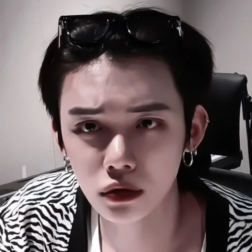 Sticker 𝘵𝘹𝘵 — 𝘺𝘦𝘰𝘯𝘫𝘶𝘯; #𝘮𝘰𝘰𝘥 𝘣𝘺 @kookluvv - 5