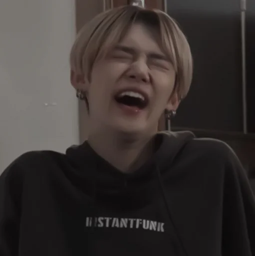 Стикер 𝘺𝘦𝘰𝘯𝘫𝘶𝘯 » 👻 @cuutesticker - 2