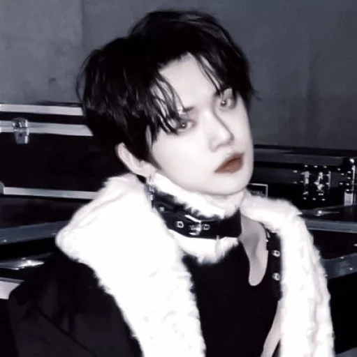 Стикер yeonjunxxvirtstik - 1