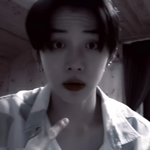 Стикер yeonjunxxvirtstik - 1