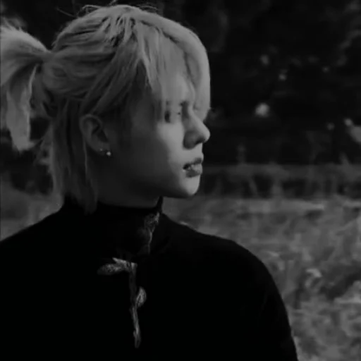 Человек черно-белый человеческое лицо