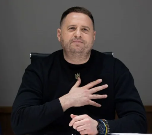 Стикер yermak - 1