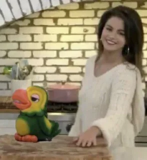 Стикер Selena Gomez - 3