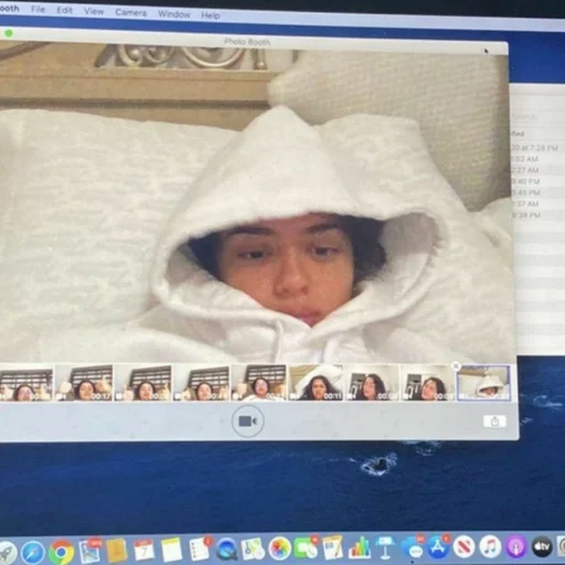 Sticker оу е by @fStikBot - 3