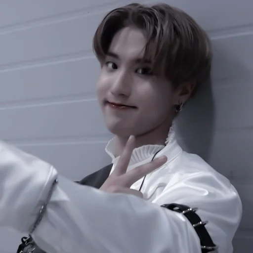 Sticker #♡︎; 𝗃𝗂𝗌𝗎𝗇𝗀` @helpjennrose. - 3