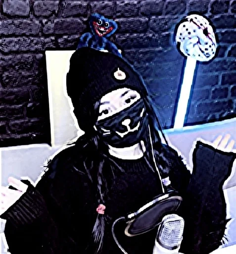 cartoon human face painting