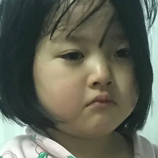 Sticker ylay by @fStikBot - 6