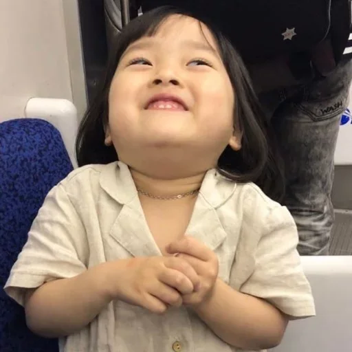 Sticker ylay by @fStikBot - 2