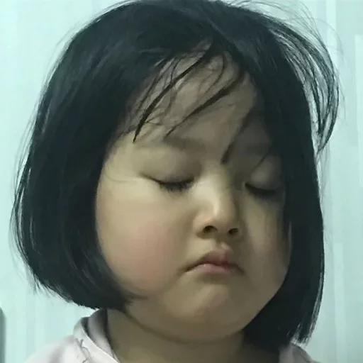 Sticker ylay by @fStikBot - 0