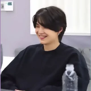 Sticker ( 🐠 )) 𝗒𝗈𝗈𝗇𝗀𝗂 » @l4stsumr - 0