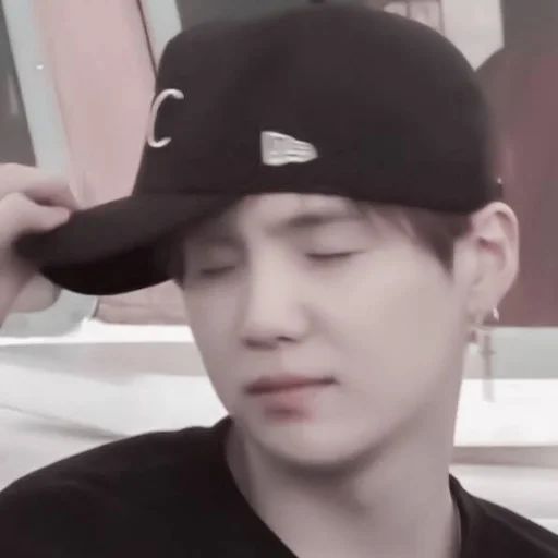 Sticker #𝐦𝐨𝐨𝐝: 𝘆𝗼𝗼𝗻𝗴𝗶 ;: by @paradismaudit - 10