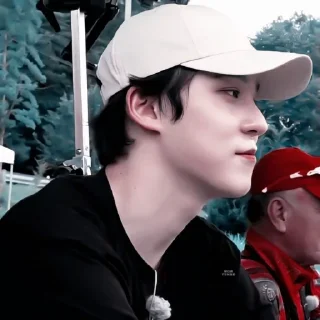 Стикер 🤖 - 𝐲𝐮𝐧𝐡𝐨`. | @pecjuwr - 9