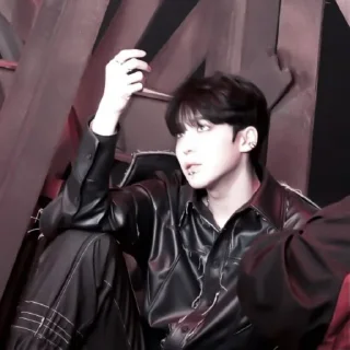 Стикер 🤖 - 𝐲𝐮𝐧𝐡𝐨`. | @pecjuwr - 4