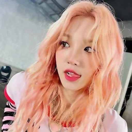 Стикер (🐋)) yuqi @lilacstckrs - 7