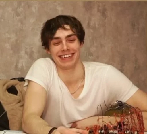 Человек человеческое лицо улыбаться