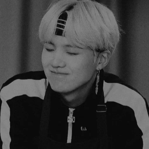 Sticker ➭юнги @stikersvirt :: @fStikBot - 2